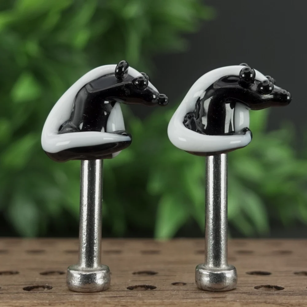 Black White Skunks Cribbage Pegs Sv1